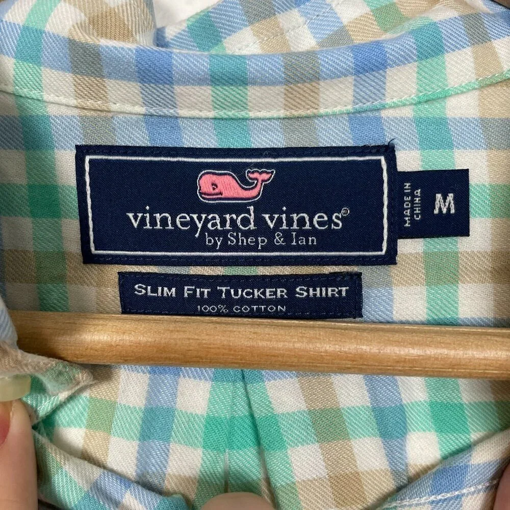 Banana Republic and Vineyard Vines Men's Button Down Plaid Slim Fit Bundle Sz: M
